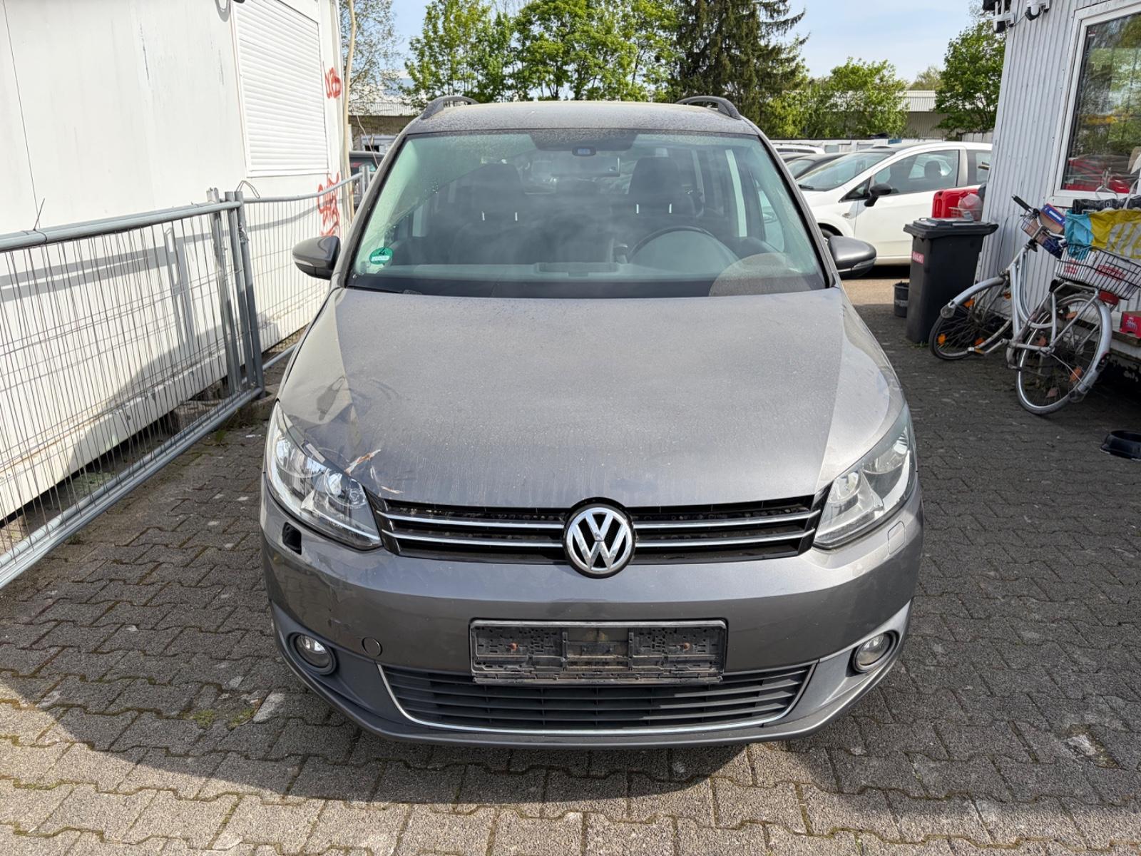 Volkswagen Touran Comfortline tüv 10.2027 dissel