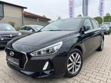 Hyundai i30 cw Trend 2-HAND*LED*AHK*PDC*SPURHALTEASSISTE - Hyundai i30 mit Diesel-Antrieb: I30cw