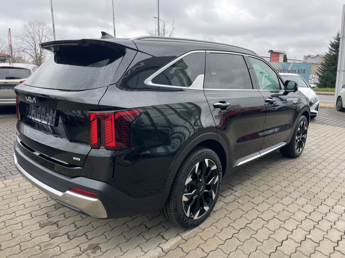 Fahrzeugabbildung Kia Sorento Platinum 4WD 7Sitze totWinkAss 360Kamera
