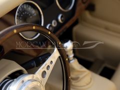 Fahrzeugabbildung Morgan Roadster 3,7l *Ferrari Tour de France blue*