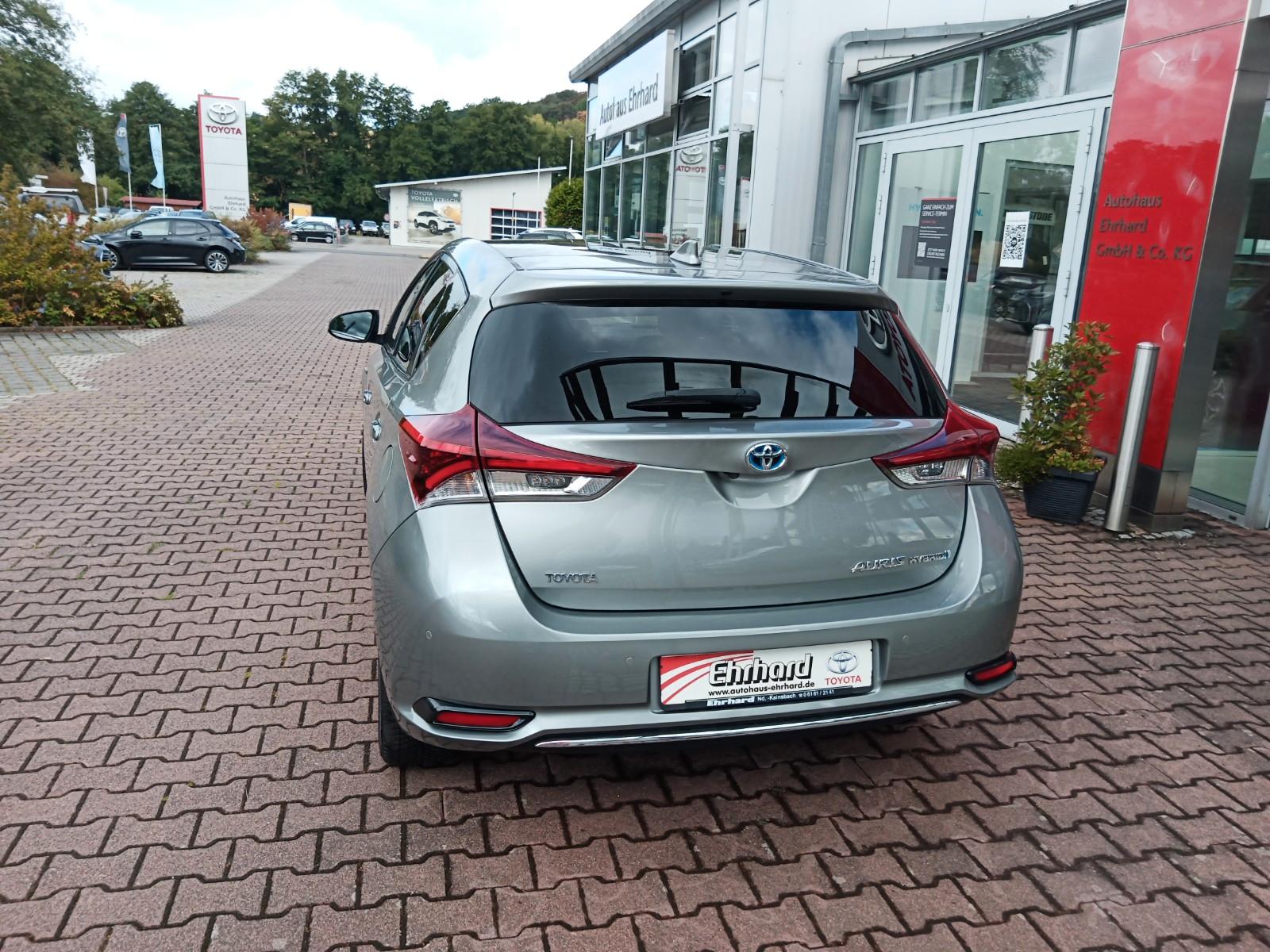 Toyota Auris Hybrid Executive *Panorama*Allwetter*