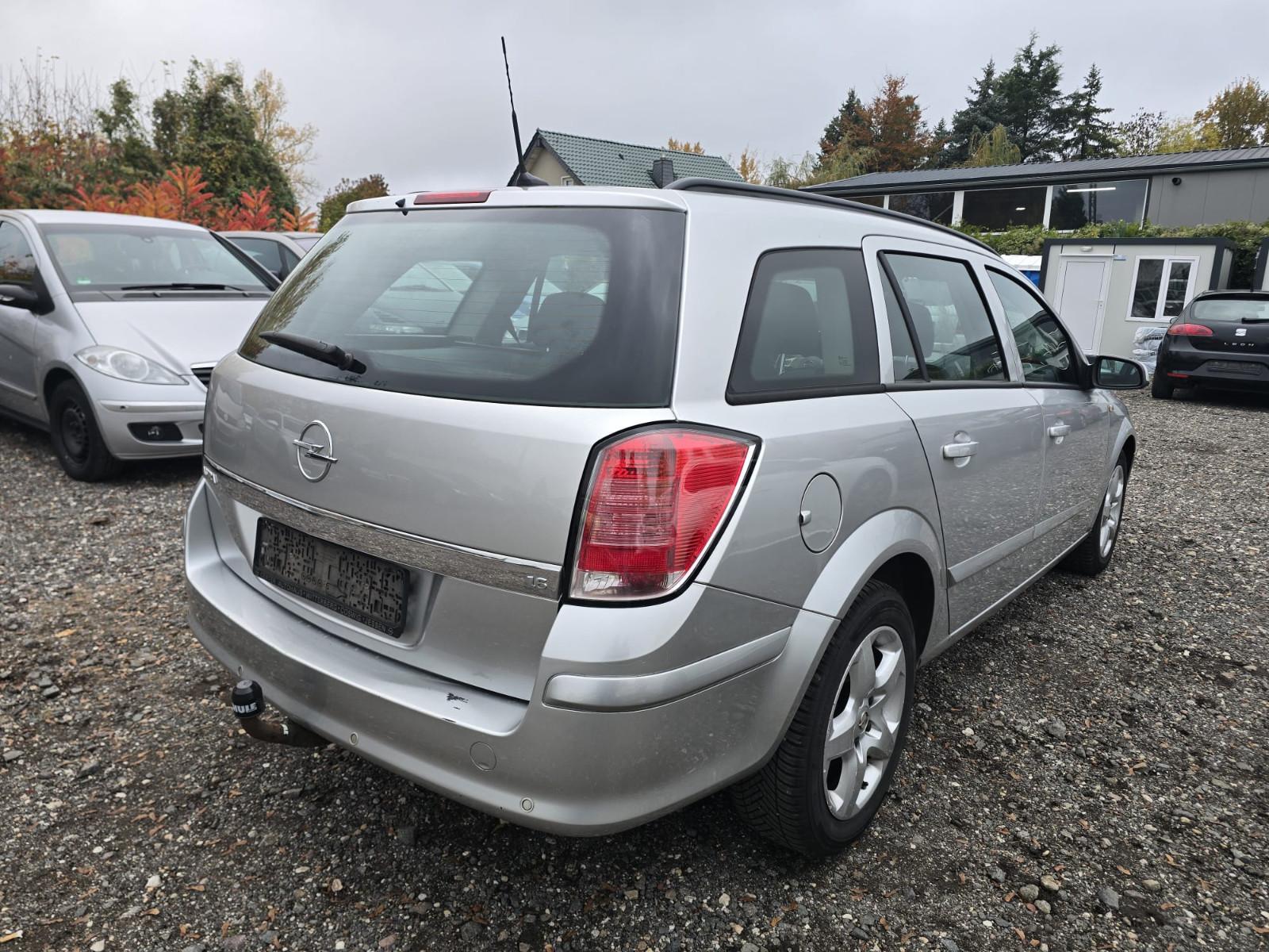 Opel Astra 2008 — engine 1.598 cm³, 116 HP (85kW)