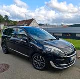 Renault Scenik Bose Grand - gebrauchte Renault Grand Scenic aus dem Jahr 2012