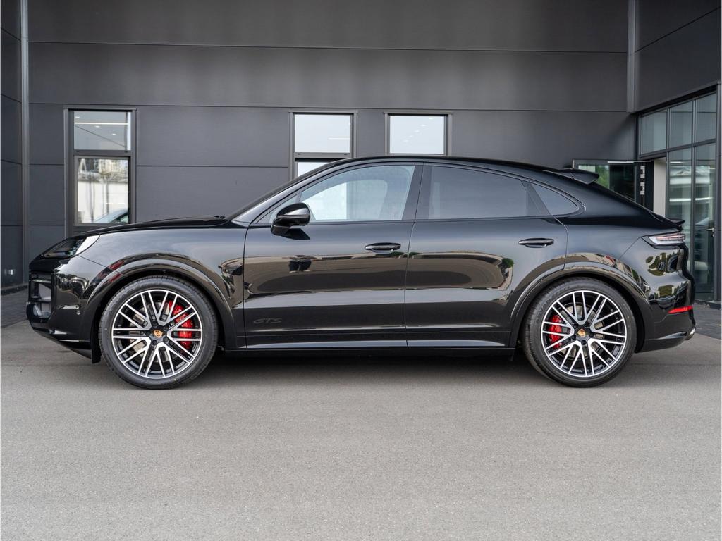 2026 Porsche Cayenne GTS Coupe Hinterachsl.