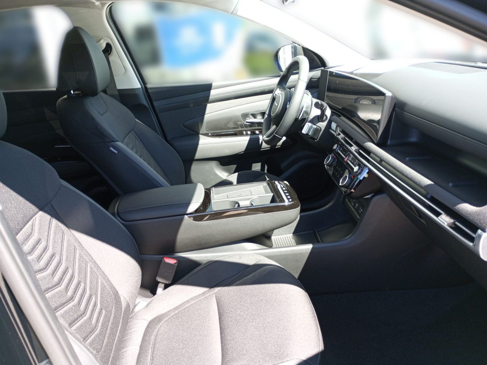 Fahrzeugabbildung Hyundai TUCSON 1.6 T-GDI 48V Trend DCT