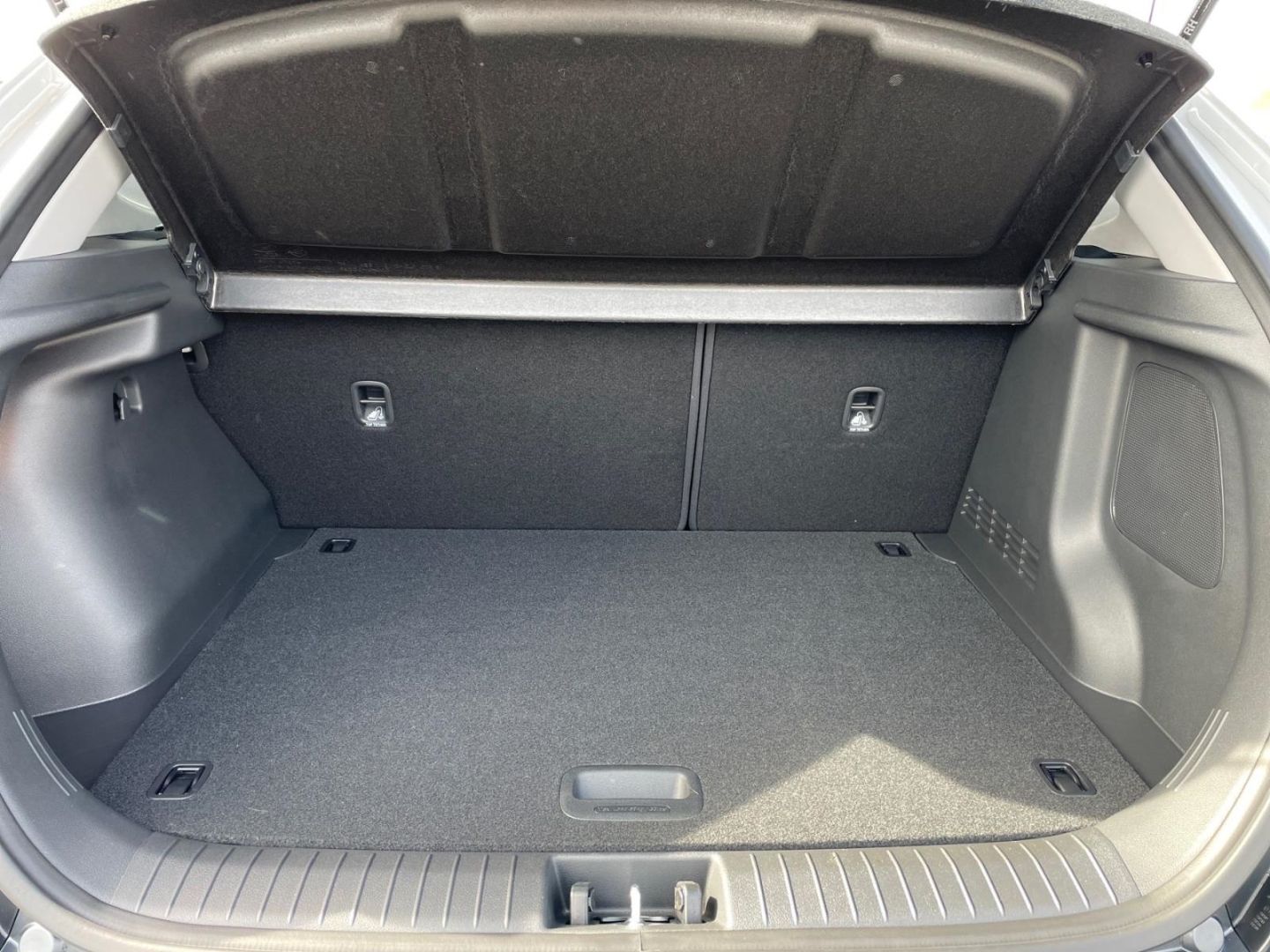 Fahrzeugabbildung Hyundai KONA 1.6T Prime Facelift inklusive Sitz-Paket