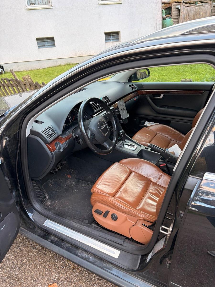 Audi Quattro 2006 — interior