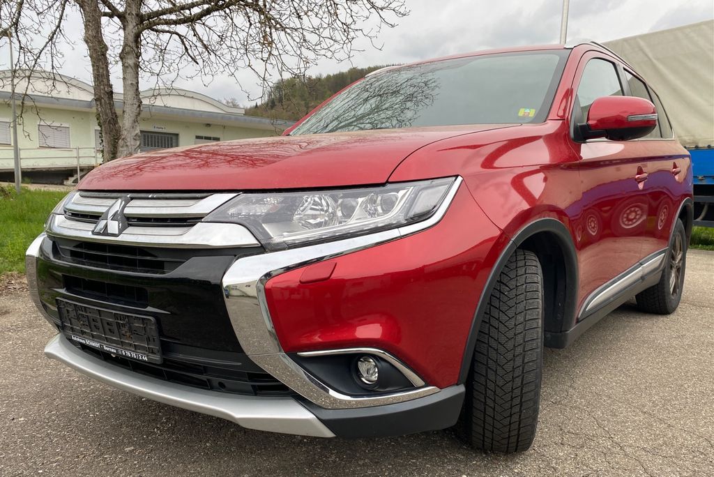 Image of Mitsubishi Outlander