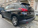 Peugeot 2008 Style - Peugeot 2008: Style