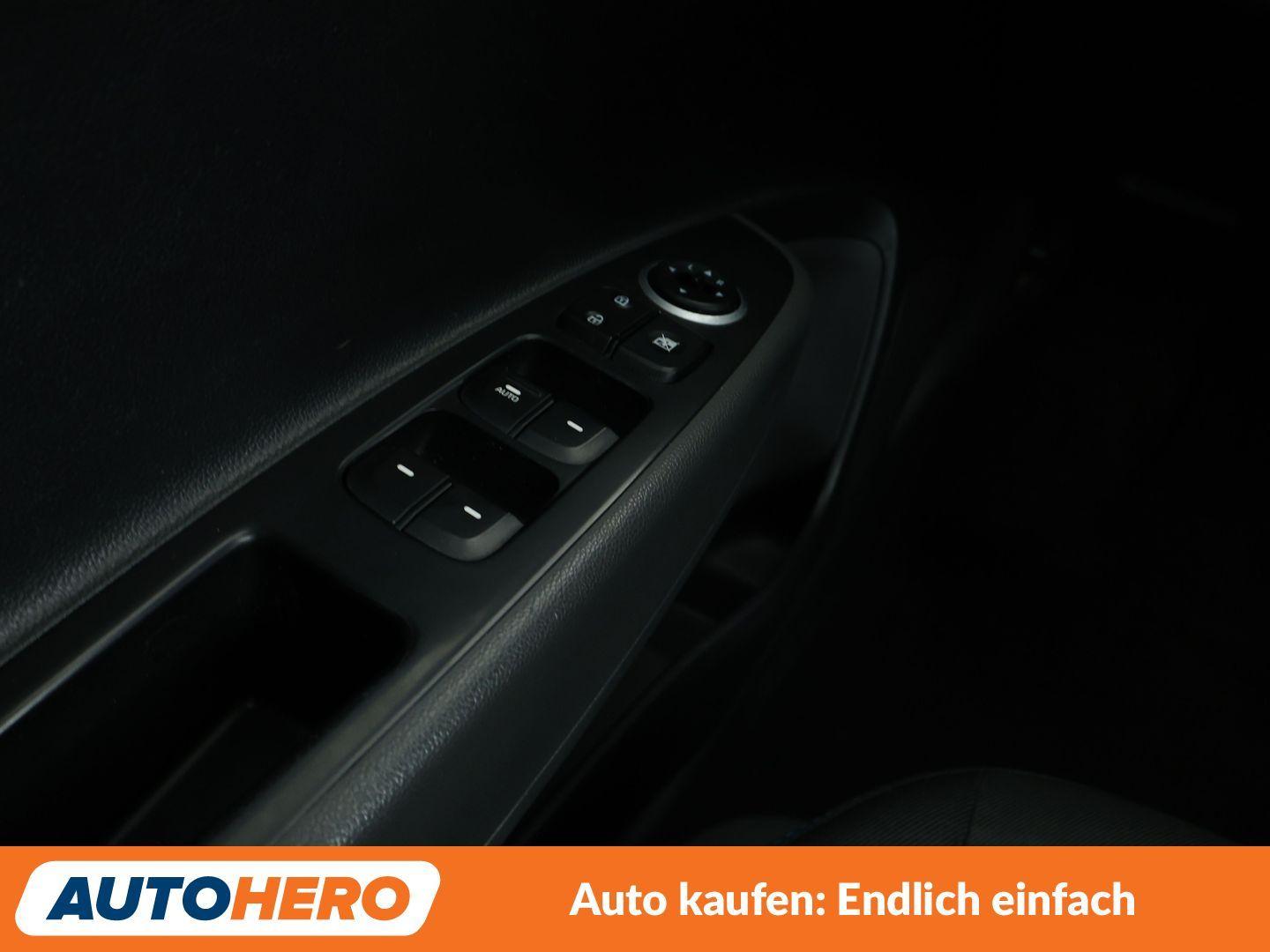 Hyundai i10 1.2 Passion*TEMPO*PDC*SHZ*KLIMA*GARANTIE*