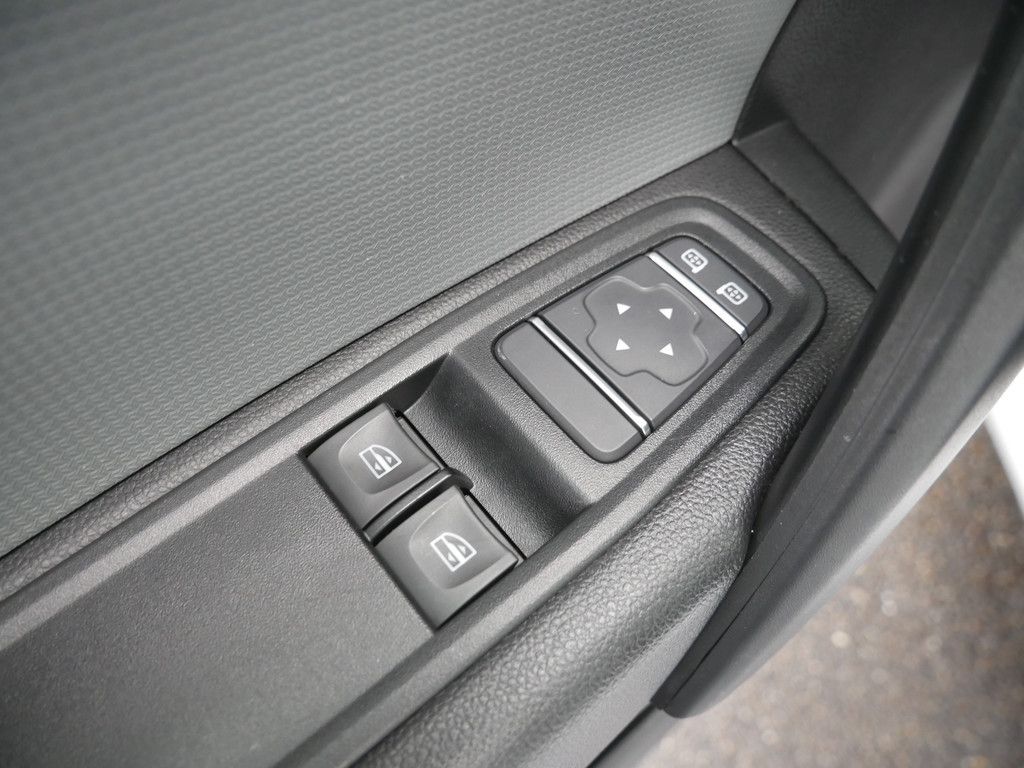 Fahrzeugabbildung Renault Kangoo Rapid E-Tech Advance L1 KLIMA PDC