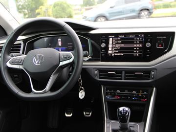 Volkswagen Polo Move KLIMA LED ALU