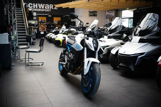 Suzuki GSX-8S
