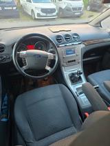 Ford Galaxy 2,2 TDCi 129kW DPF Ghia Ghia - Ford Galaxy aus 2009: Ghia
