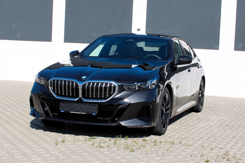 Image of BMW 520