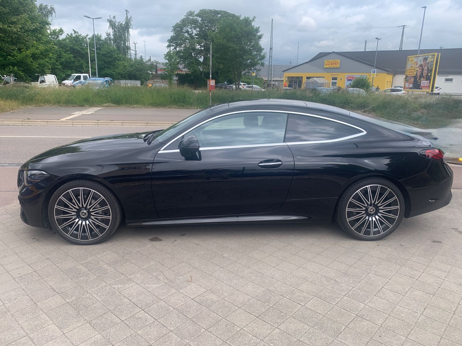 MERCEDES-BENZ CLE 300 4Matic AMG Line  MB-Garantie 2029