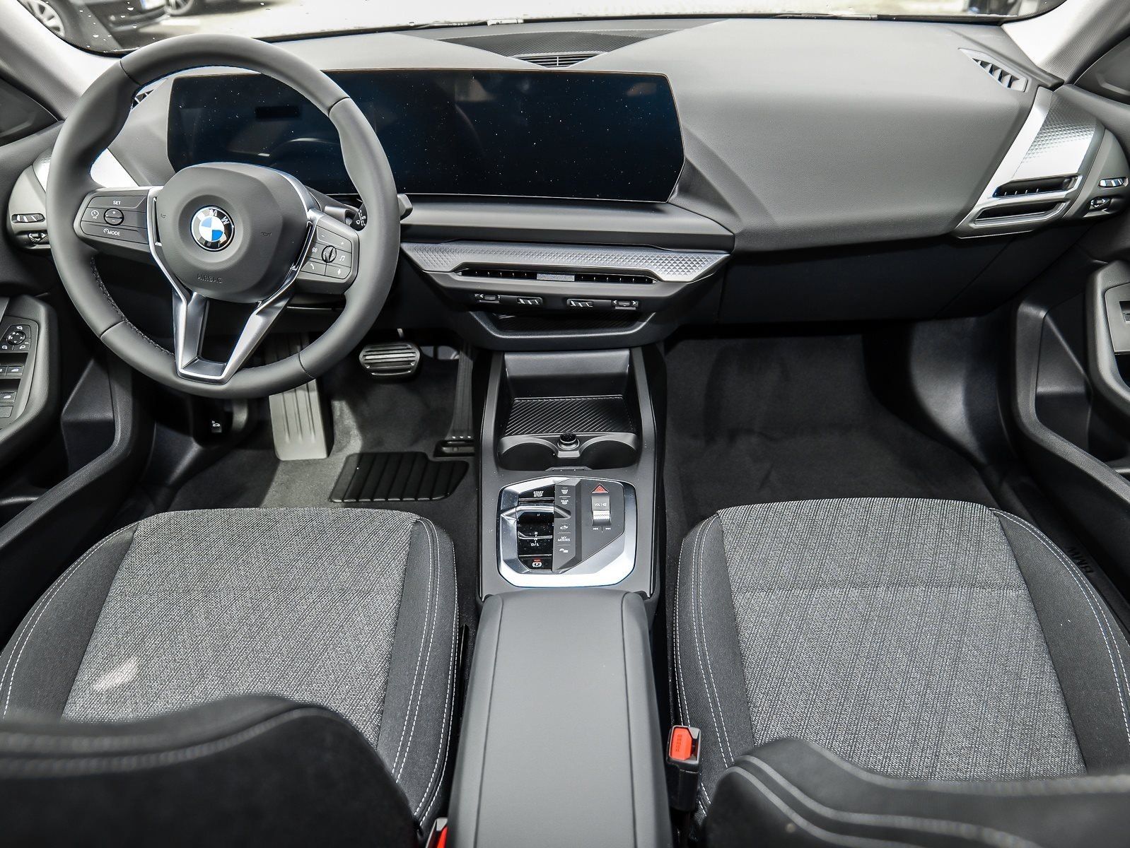 BMW 216 Gran Coupé - Bild 8