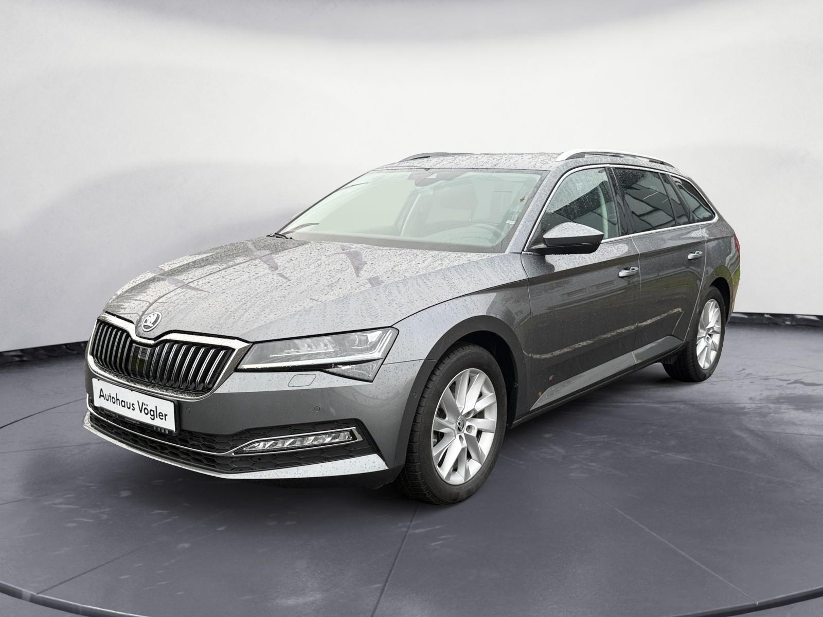 Skoda Superb Combi 2,0 TDI DSG Style Matrix Kamera ACC