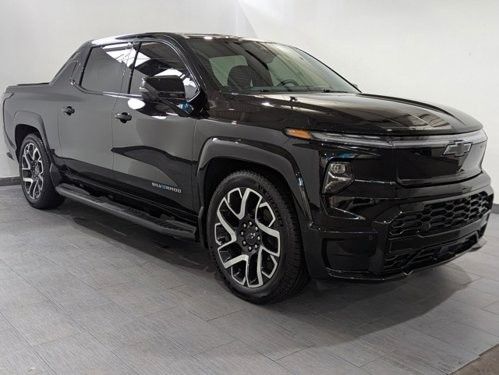 Chevrolet Silverado EV RST MY24