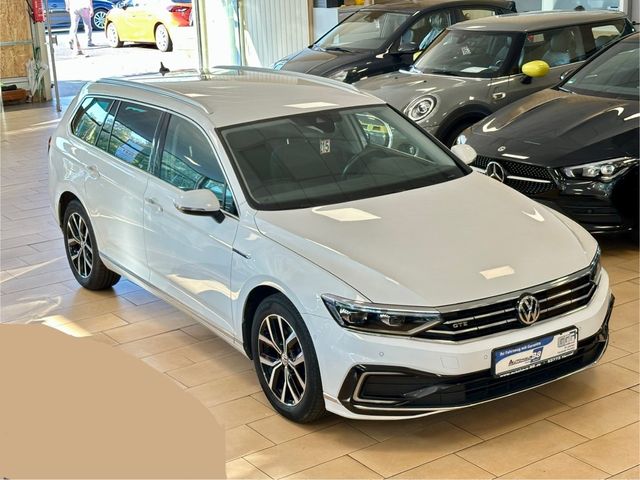 Volkswagen Passat GTE*ACC*ACC*IQ.Light*Navi*R.Cam AppConnec