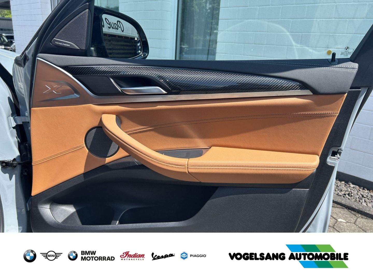 Fahrzeugabbildung BMW X4 M40i,Panodach,HeadUp,Standheizung,AHK,H&KSoun