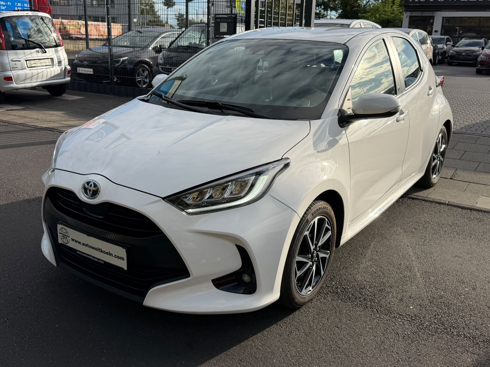 Toyota Yaris Hybrid Team Deutschland
