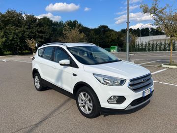 Ford Kuga - 3