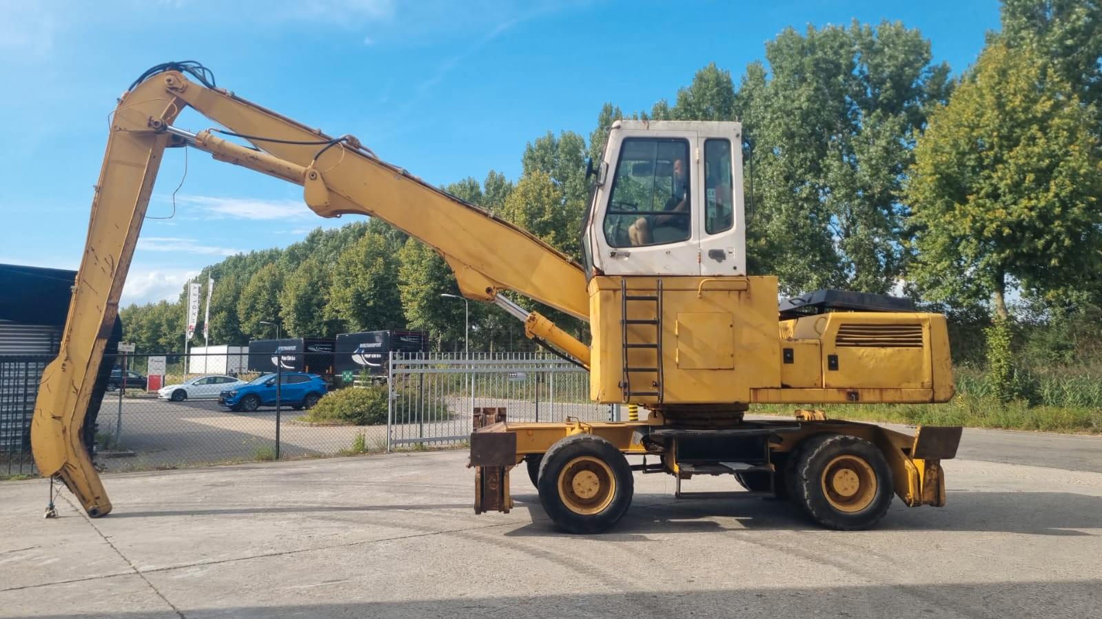 Liebherr A922 Litronic