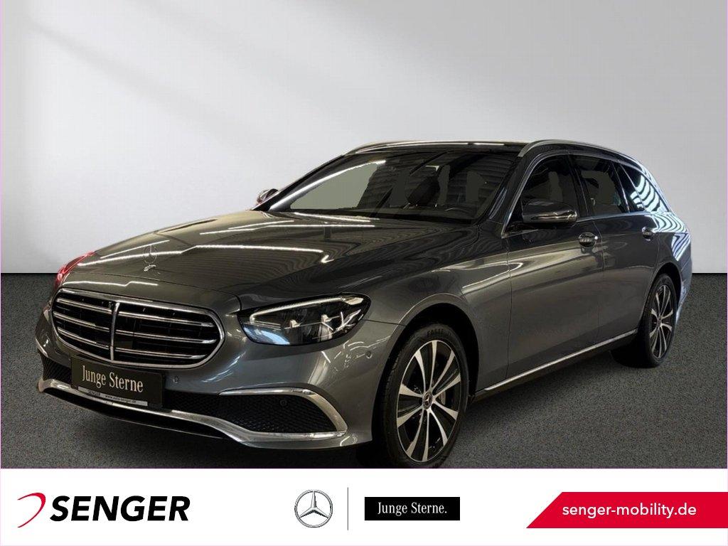 Mercedes-Benz E 300 de 4M T Distronic Panorama Burmester AHK