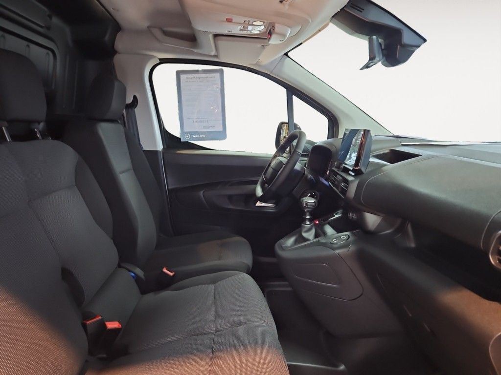 Fahrzeugabbildung Opel Combo Cargo 1.5 D Navi, RFK, SHZ, Holzb.