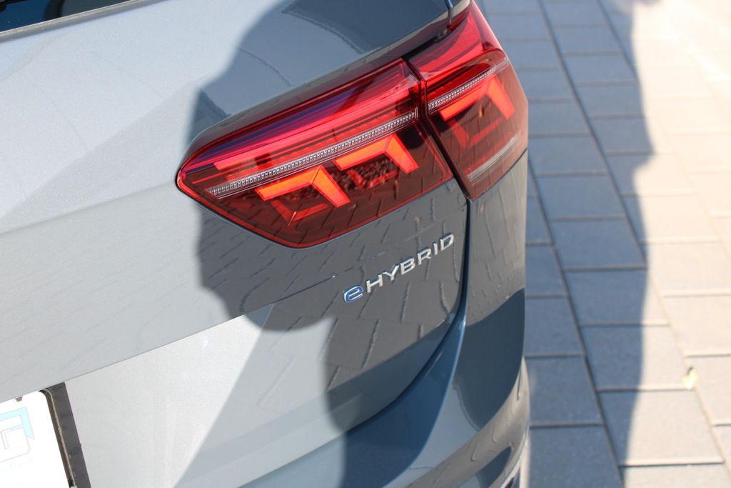 VW Tiguan R-Line 1.4 eHybrid NAVI SHZ LHZ KAMERA