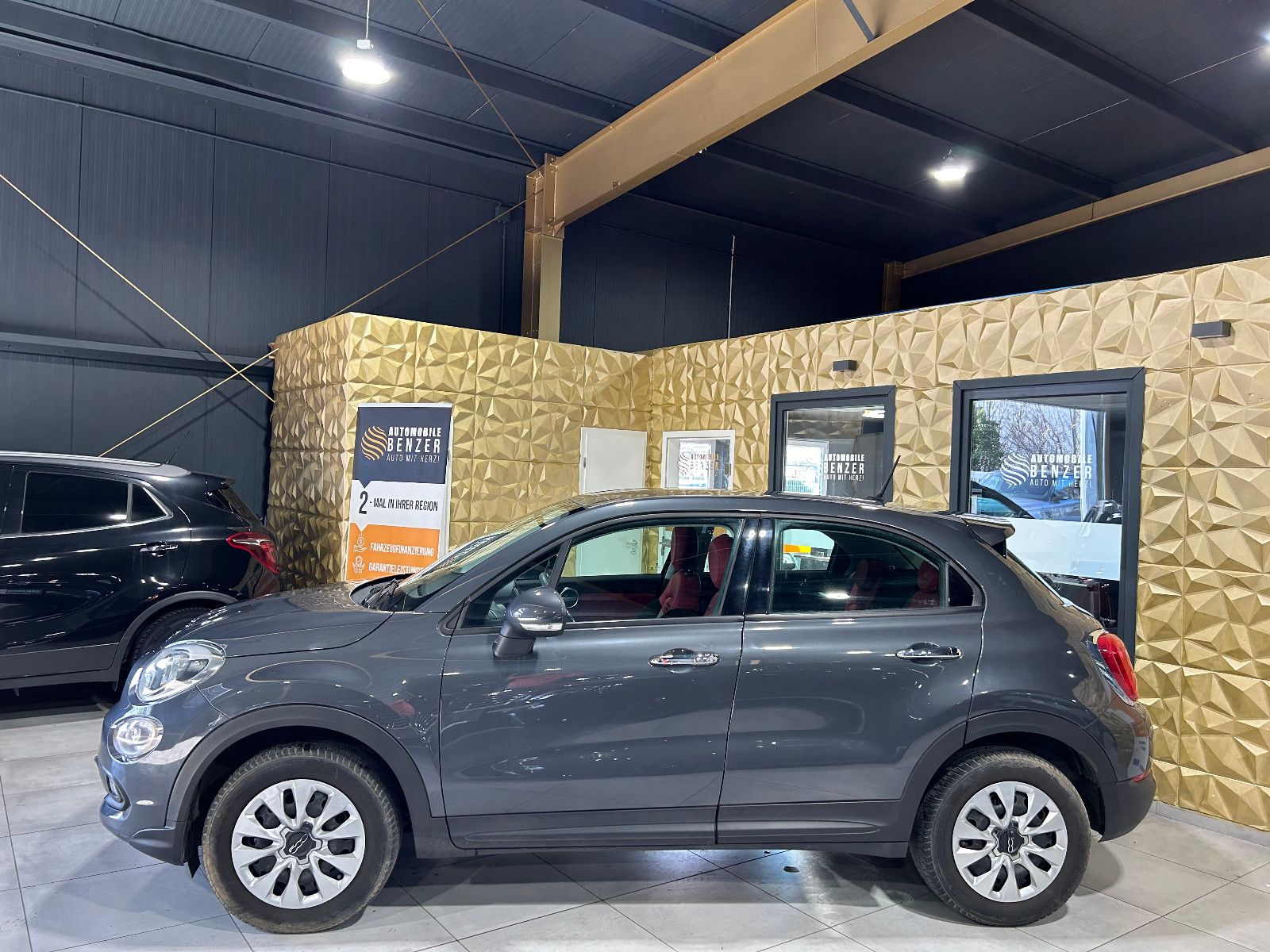 Fahrzeugabbildung Fiat 500X Pop Star//NAVI//PDC//TEMPOM//MFL