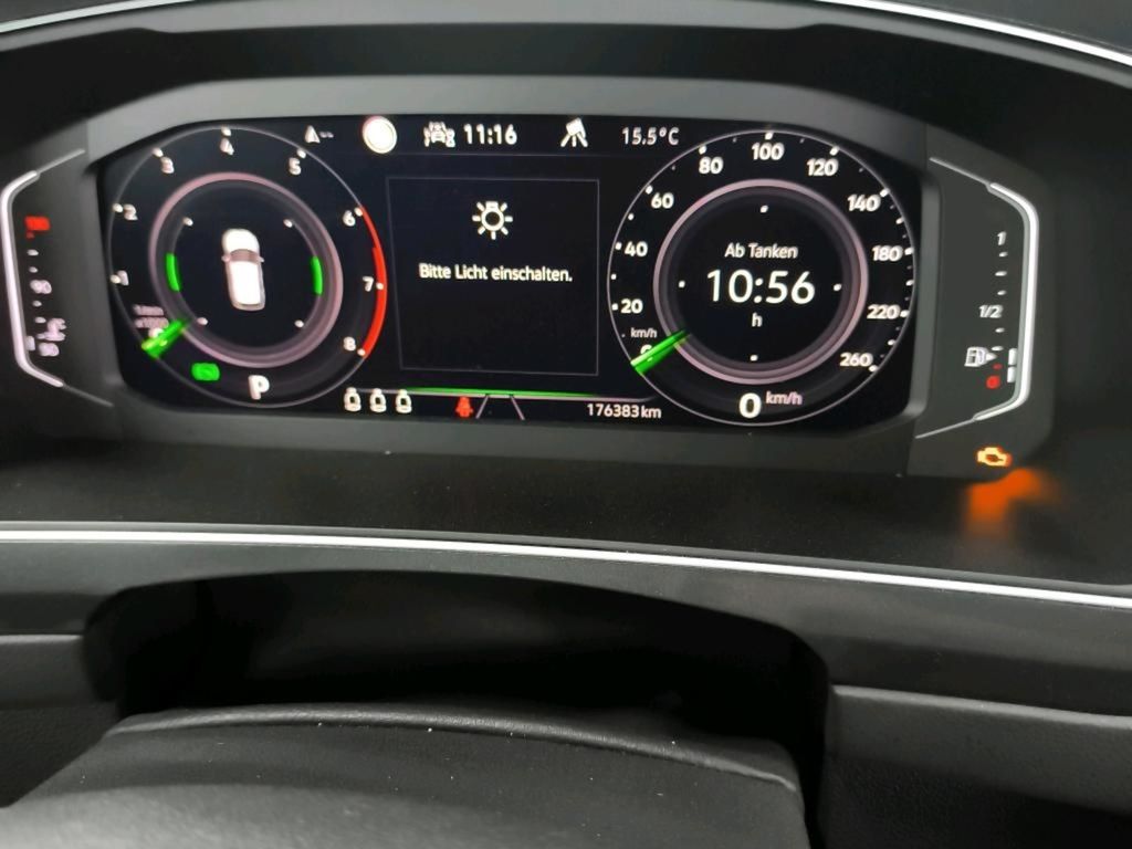 Volkswagen Tiguan Life Urban Sport 4M DSG*PANO*CAM*LED*HUP*