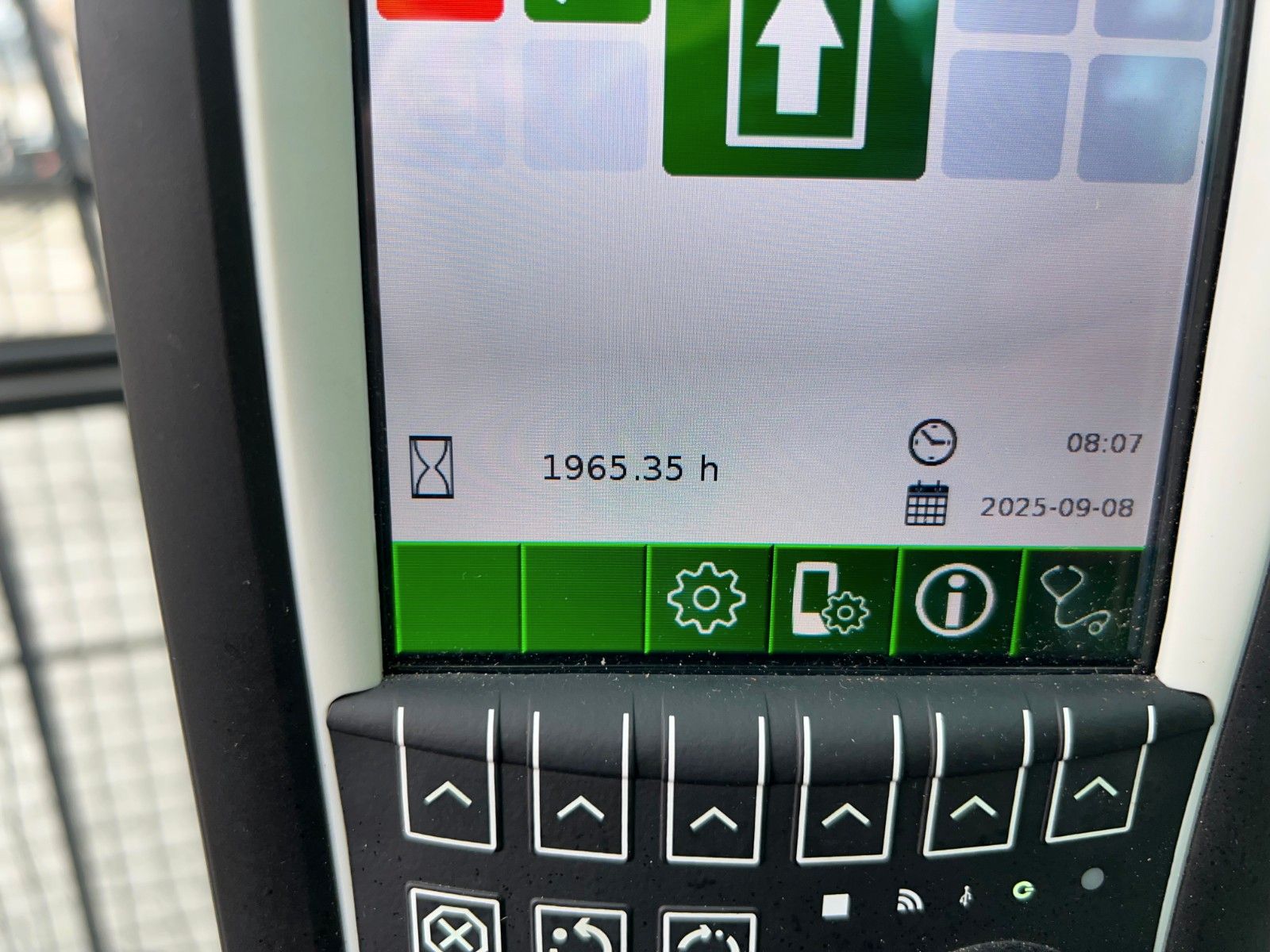 Fahrzeugabbildung Sennebogen 718 / inkl. Vosch Fällzange / nur 1.965h!