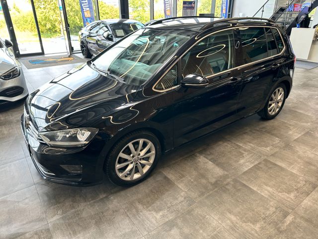 Volkswagen Golf *ACC*NAV*PDC*SitzHZ*2-ZONEN*ALCANTARA*AHK*