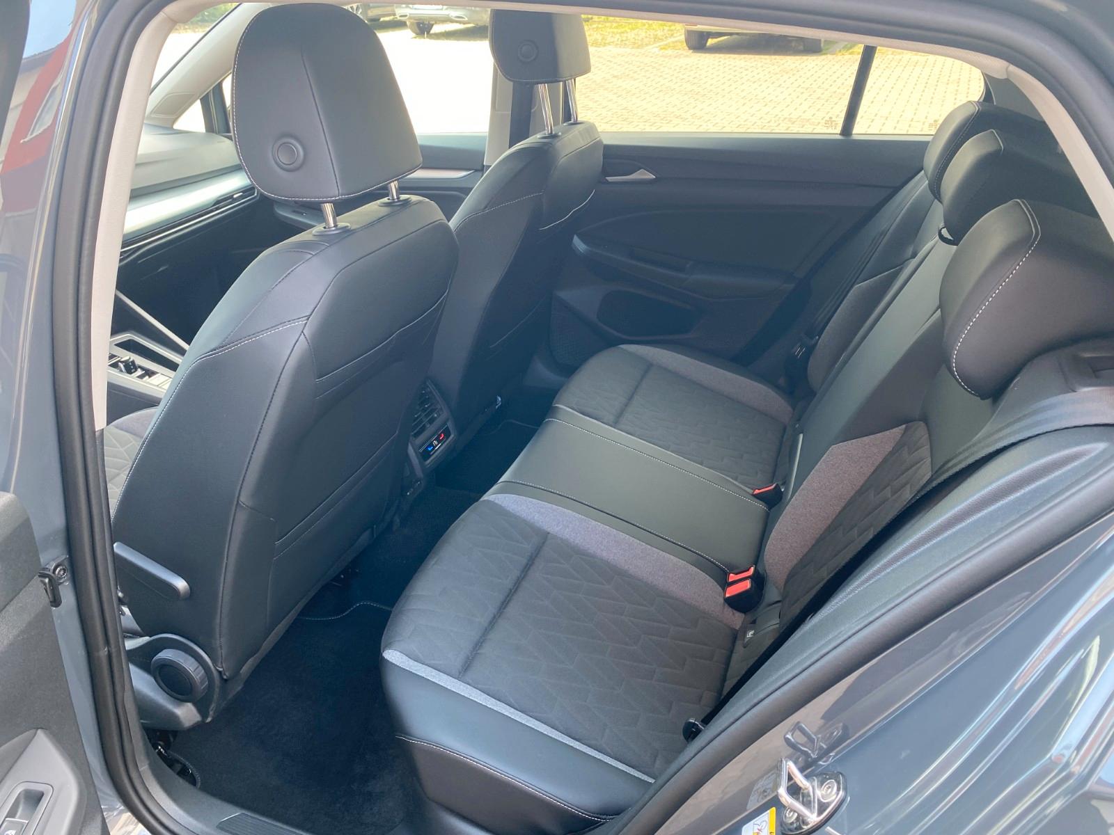 Volkswagen Golf Lim. 1.5 eTSI/Energy/Automatik/Rückfahrkam., миниатюра 10