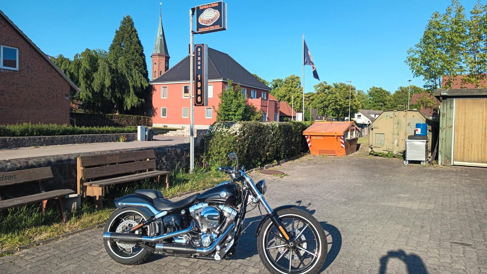 Harley-Davidson FXSB Softail Breakout