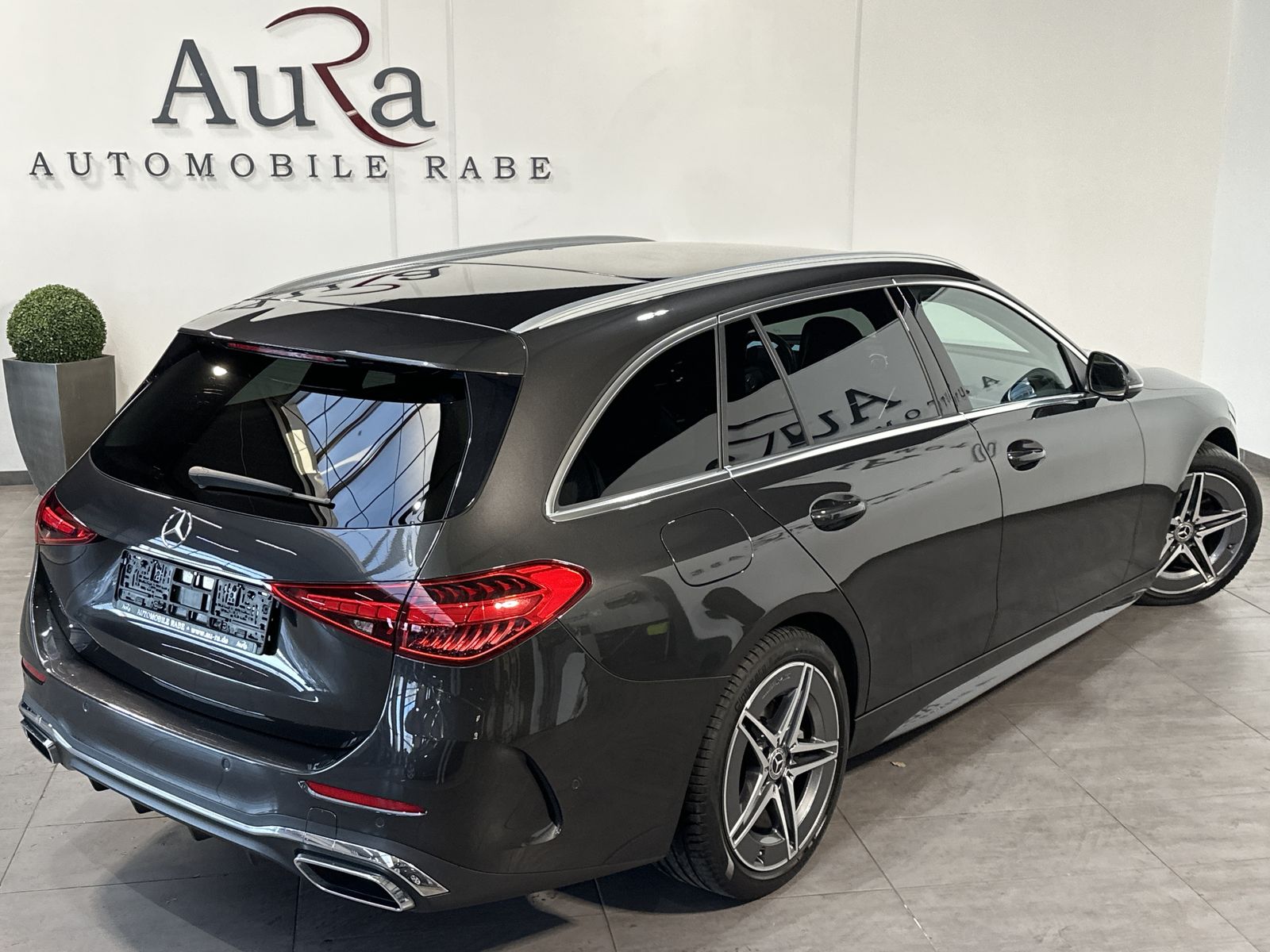 Fahrzeugabbildung Mercedes-Benz C 220d T AMG-Line NAV+LED+VCOCK+CARPLAY+SHZ+KAM