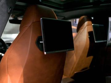 صورة 8 لـ 2018 Lamborghini URUS