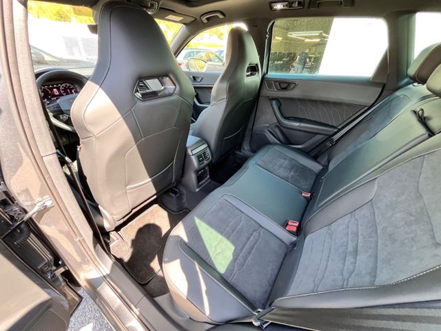 Ateca 2.0TSI DSG 4Drive *AHK+BEATS+PANO+ACC+NAVI