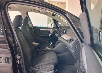BMW 218 Gran Tourer - 9