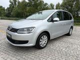 Volkswagen Sharan 2.0 TDI BMT 7-SITZER/AUTOMATIK/NAVI/AHK/P - Volkswagen Sharan Kombi Gebrauchtwagen