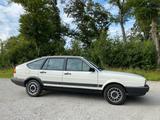 Volkswagen VW Passat 32B GT Fließheck Oldtimer - Volkswagen Passat: B32