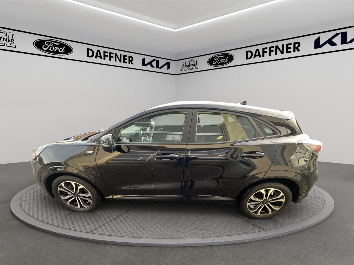 Fahrzeugabbildung Ford Puma ST-Line Navi LED DAB SHZ LenkradHZG Keyless