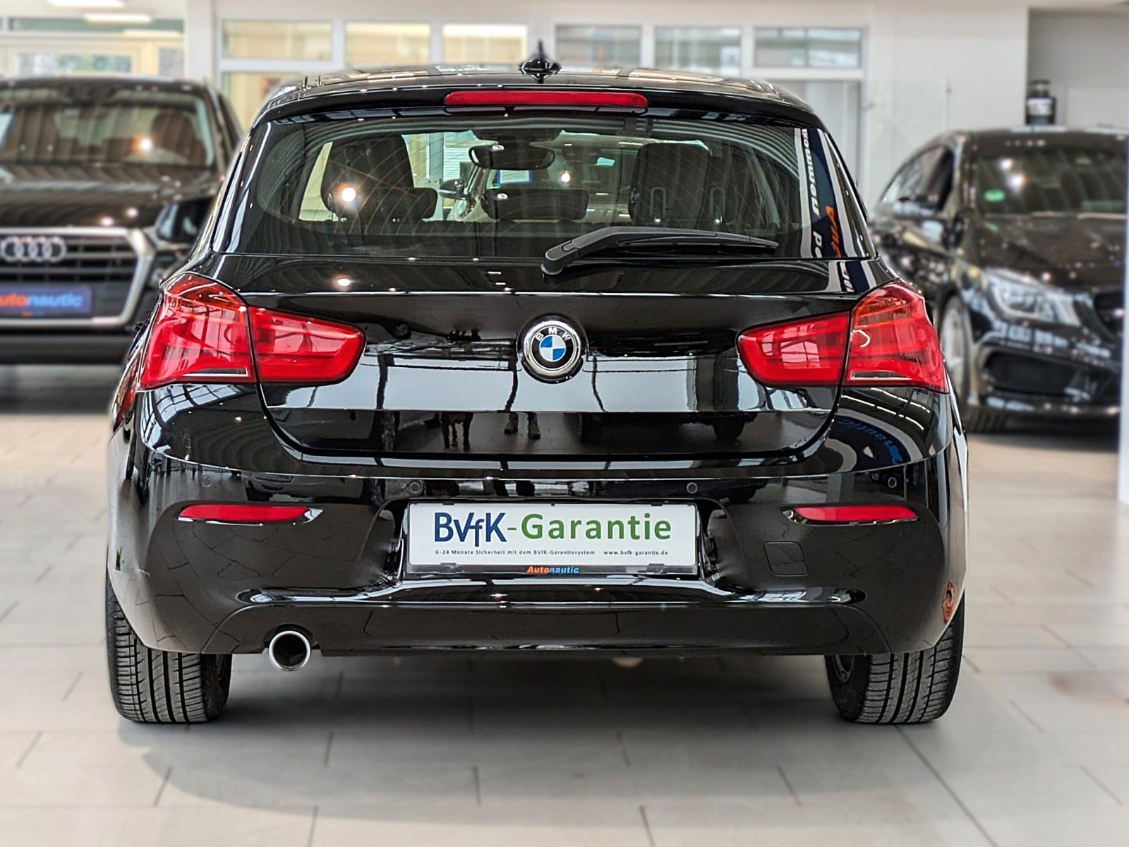 Fahrzeugabbildung BMW 116d 5 Trg KLIMAAUT NAVI SITZHZG PDC 1.HAND ALU