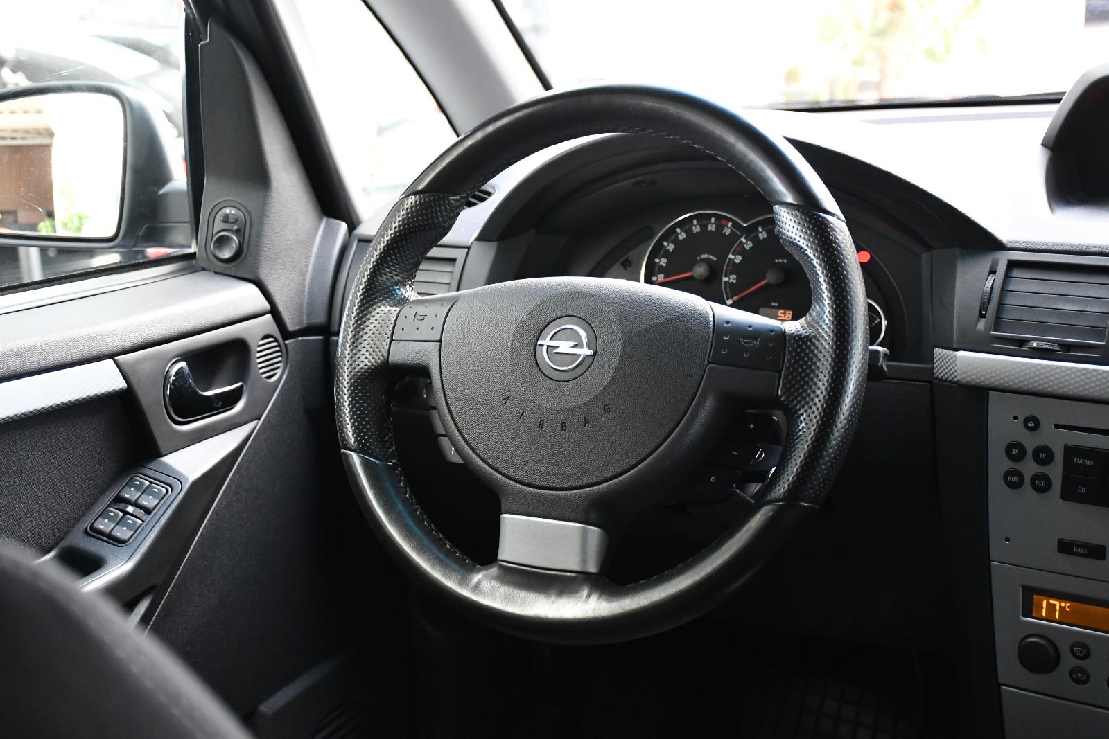 Opel Meriva Innovation 110 Jahre Edt OPC Line Aut.