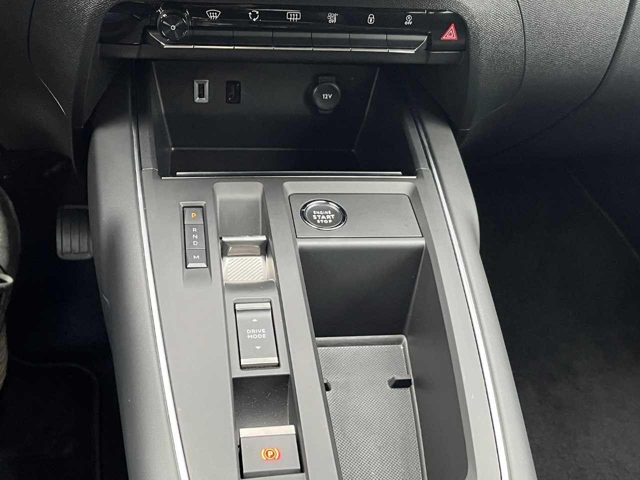 Citroën C5 Aircross Pure Tech 130 EAT8 SHINE Navi LED