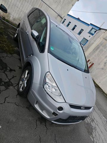 Ford S-Max 2,0 TDCİ 140PS 7 Sitzer