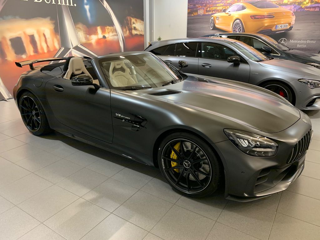 Mercedes-Benz AMG GT R