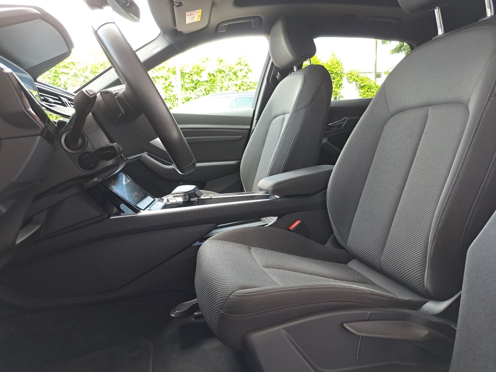 Audi Q8 e-tron - Bild 18